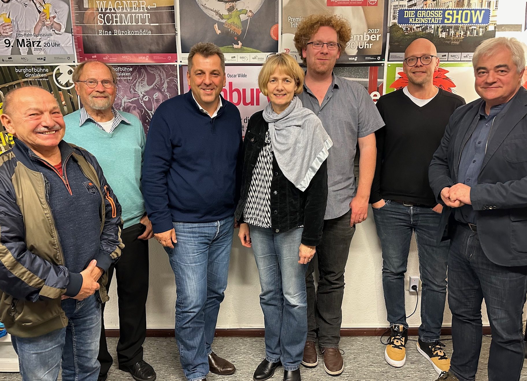 Gruppenfoto Besuch Burghofbühne