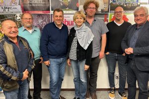 Gruppenfoto Besuch Burghofbühne